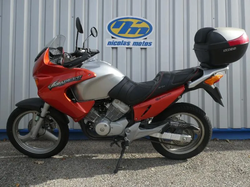 VARADERO 125