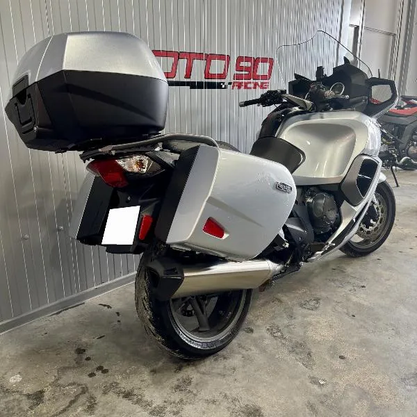 TROPHY 1200 SE