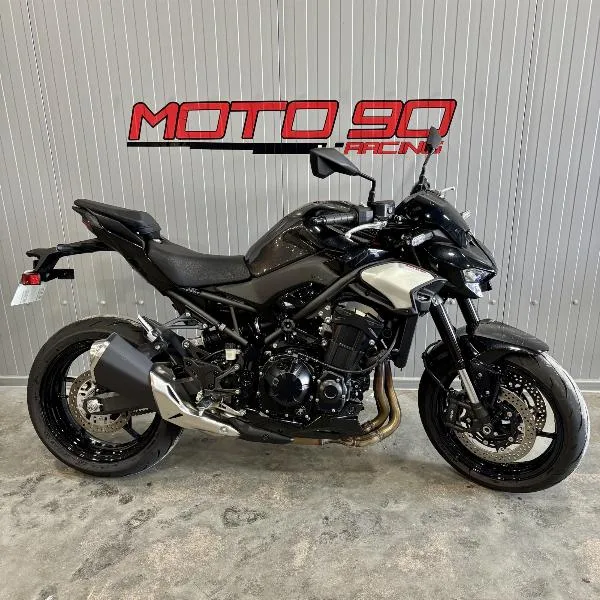 Z 900