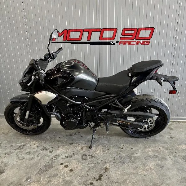 Z 900