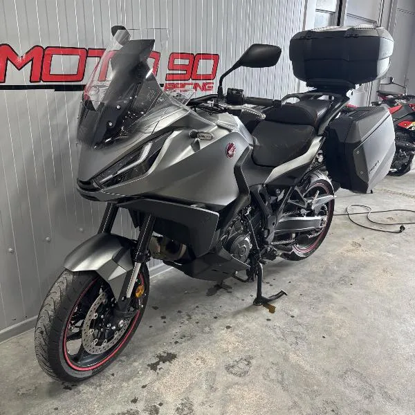 NT 1100