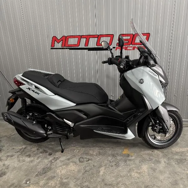 XMAX 125 TECH MAX