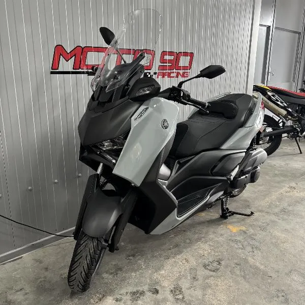 XMAX 125 TECH MAX