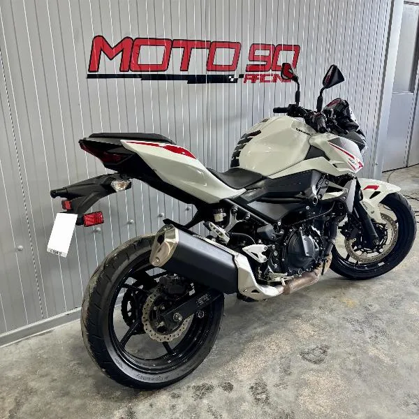 Z400