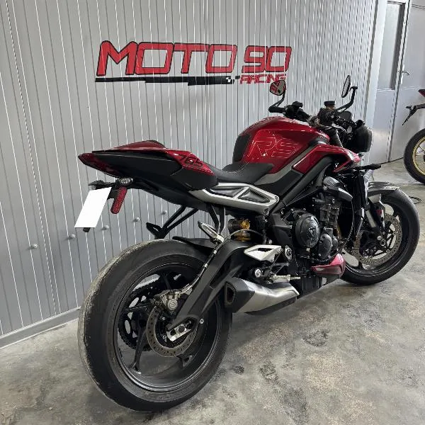 STREET TRIPLE 765 RS
