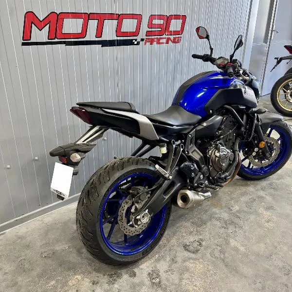MT07