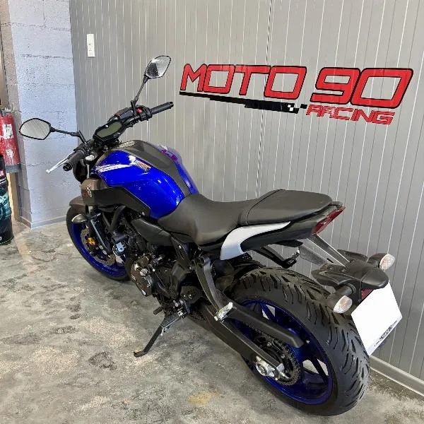 MT07