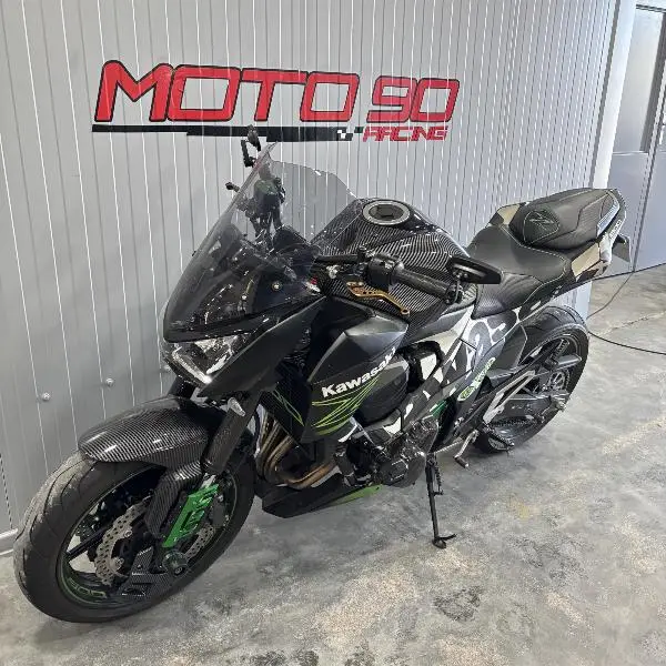 Z 800