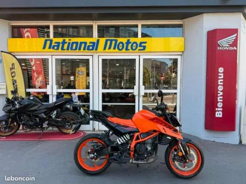 390 DUKE ABS