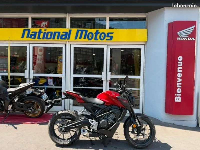 CB 125  R
