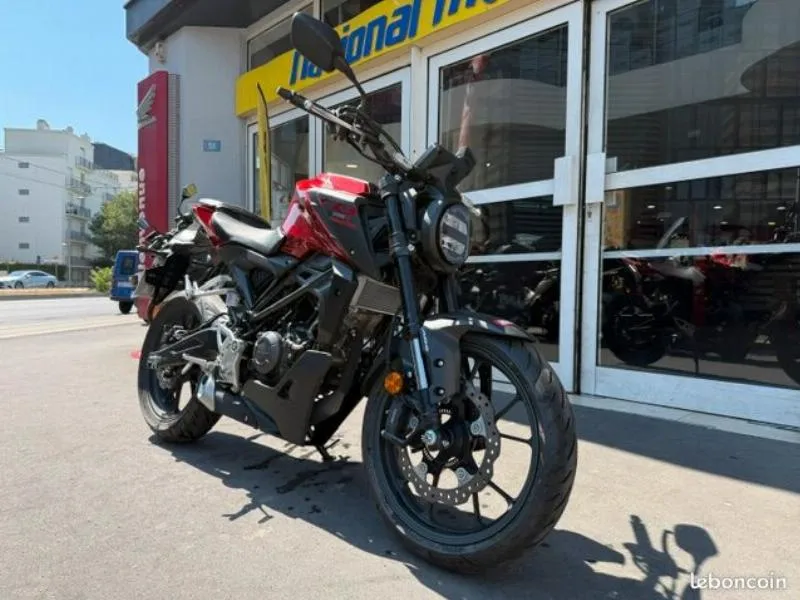CB 125  R