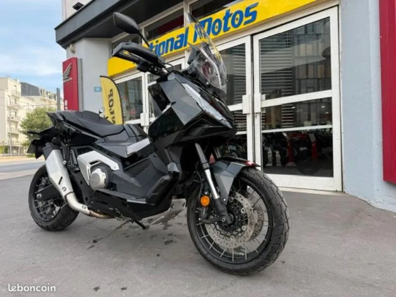XADV 750 DCT
