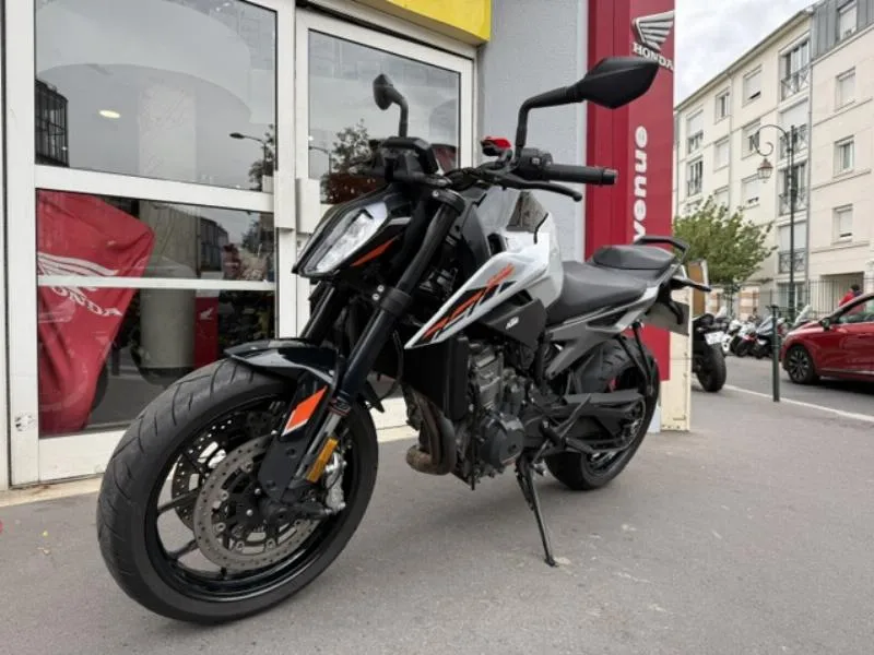 790 DUKE L