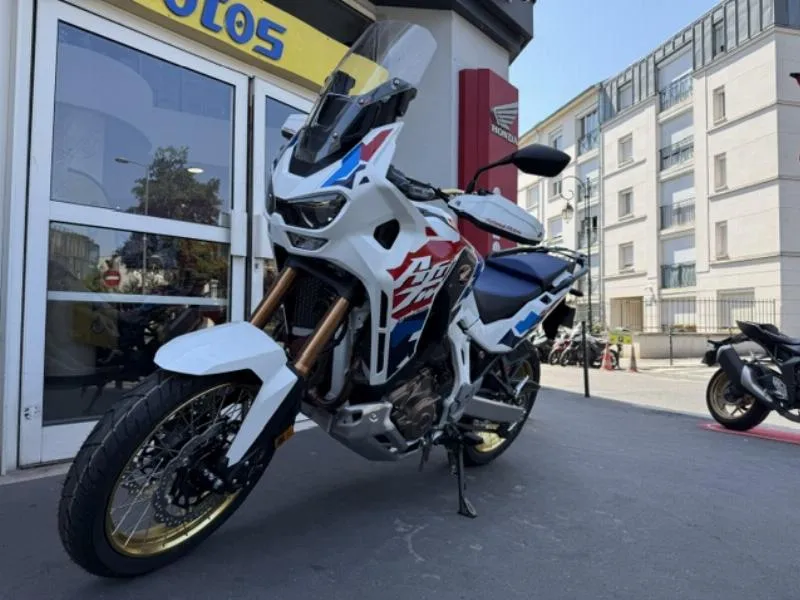 CRF 1100 L AFRICA TWIN  ADVENTURE SPORTS DCT