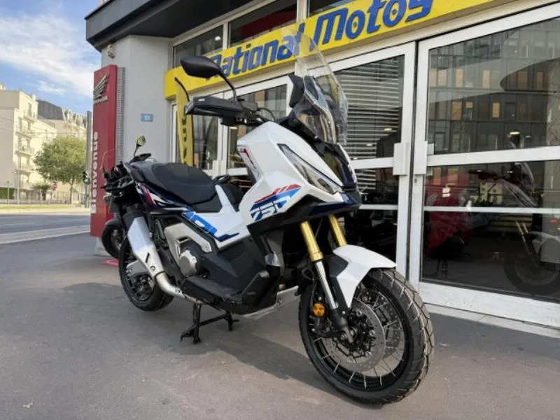 XADV 750 DCT