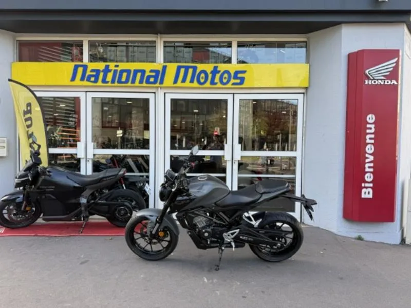 CB 125  R