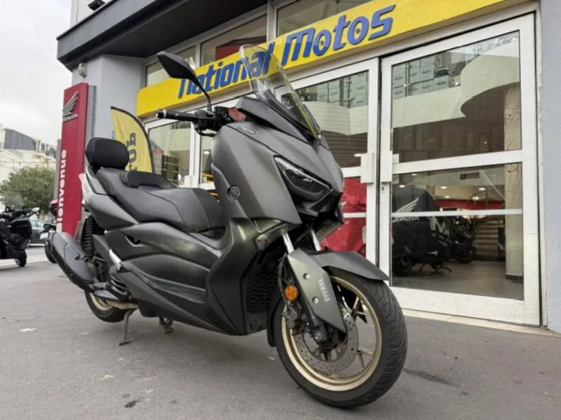 XMAX 125 TECH MAX
