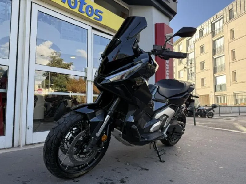 XADV 750 DCT