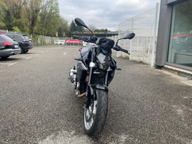 F900R