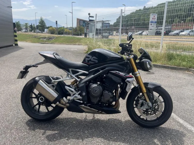 SPEED TRIPLE 1200 RS