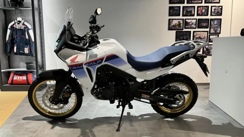 TRANSALP 750