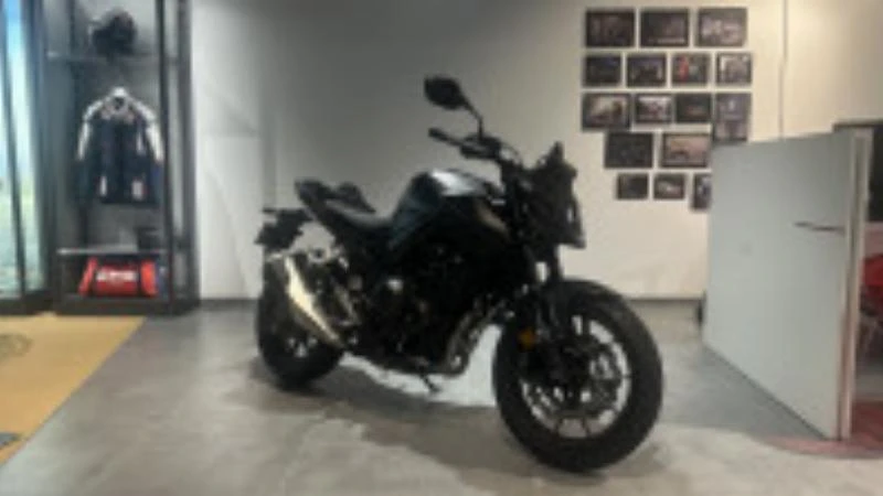 CB 500 Hornet 2024