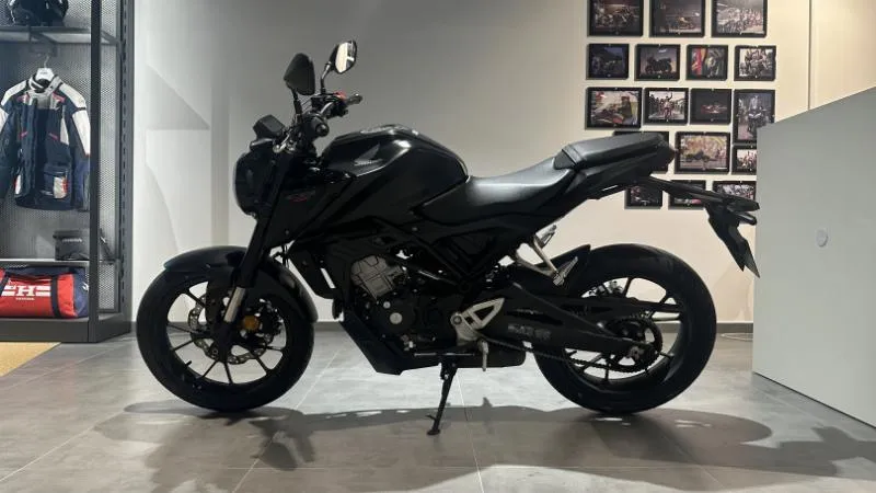CB125R