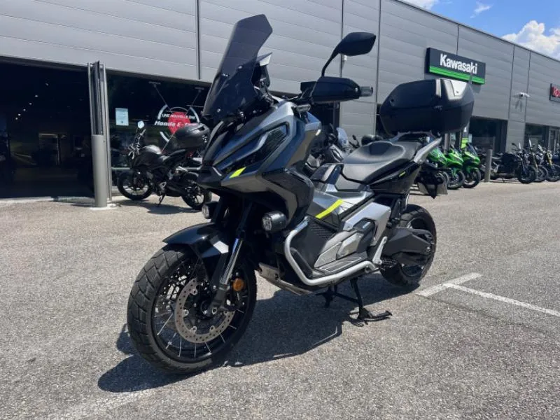   XADVv 750