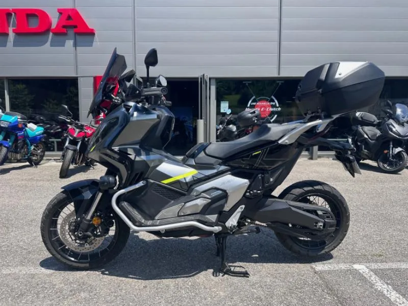   XADVv 750