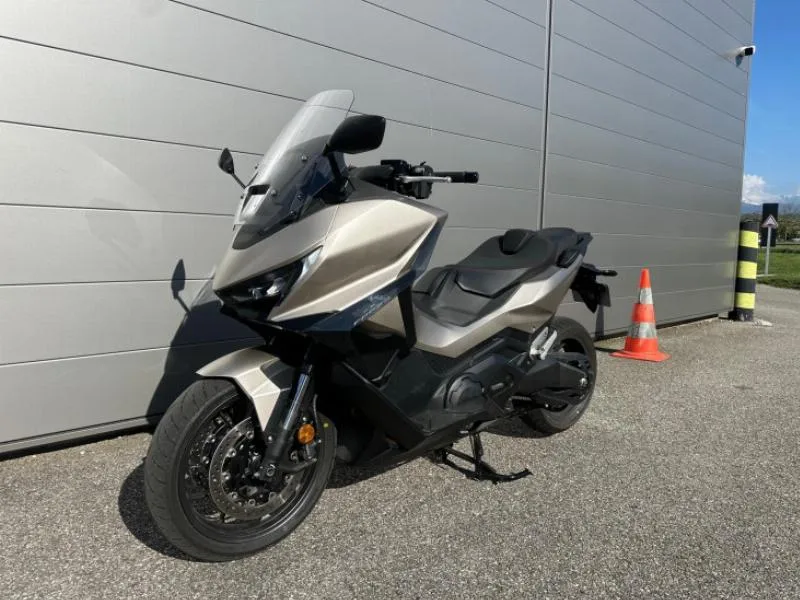 NSS FORZA 750
