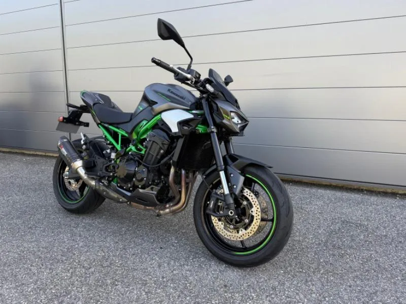 Z 900