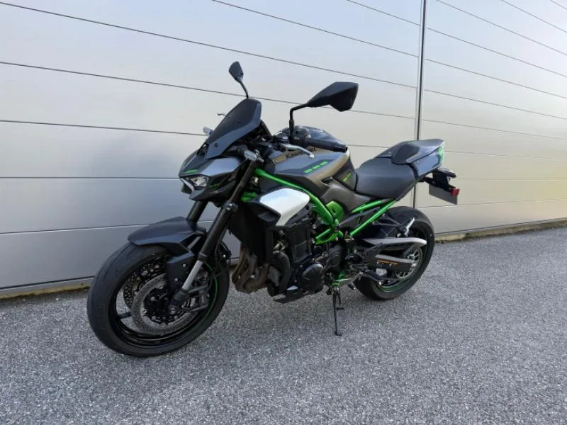 Z 900
