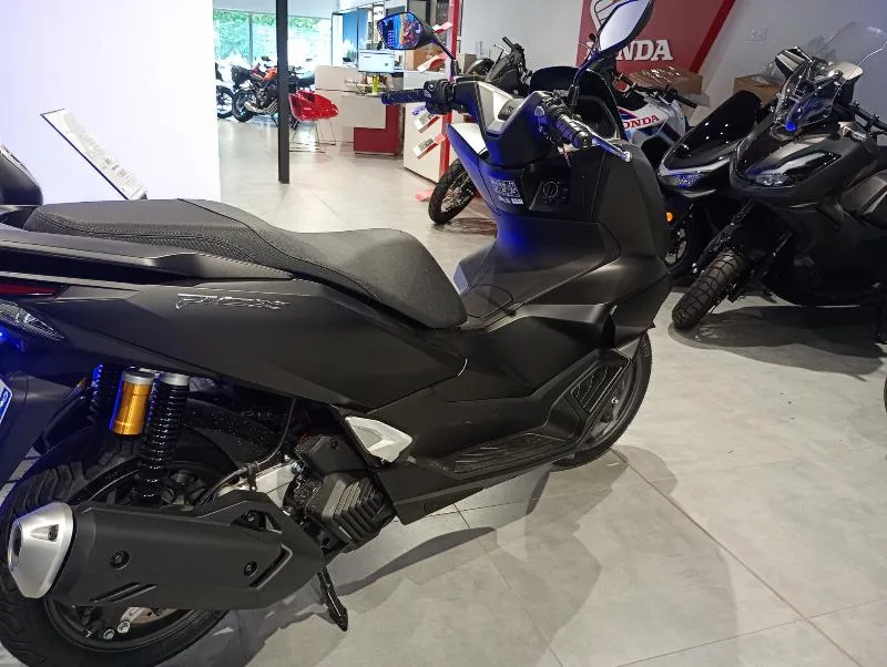 PCX 125