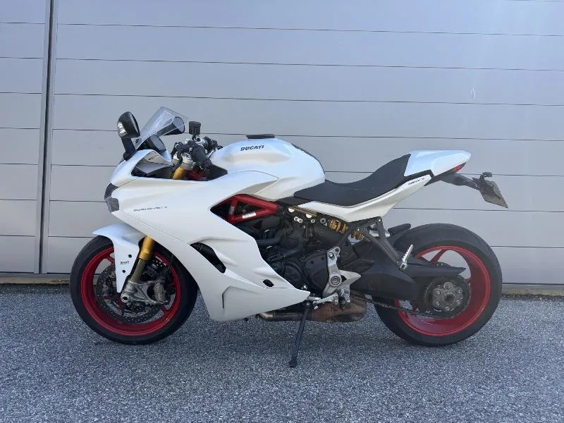 SUPERSPORT 937