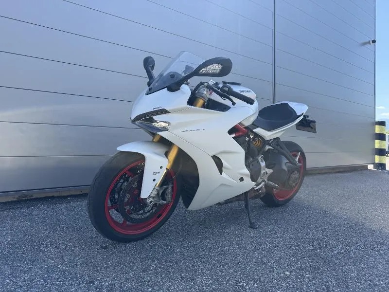 SUPERSPORT 937