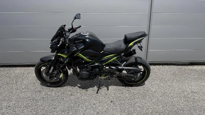 Z900