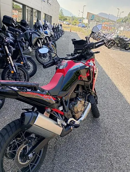 CRF 1100  L AFRICA TWIN