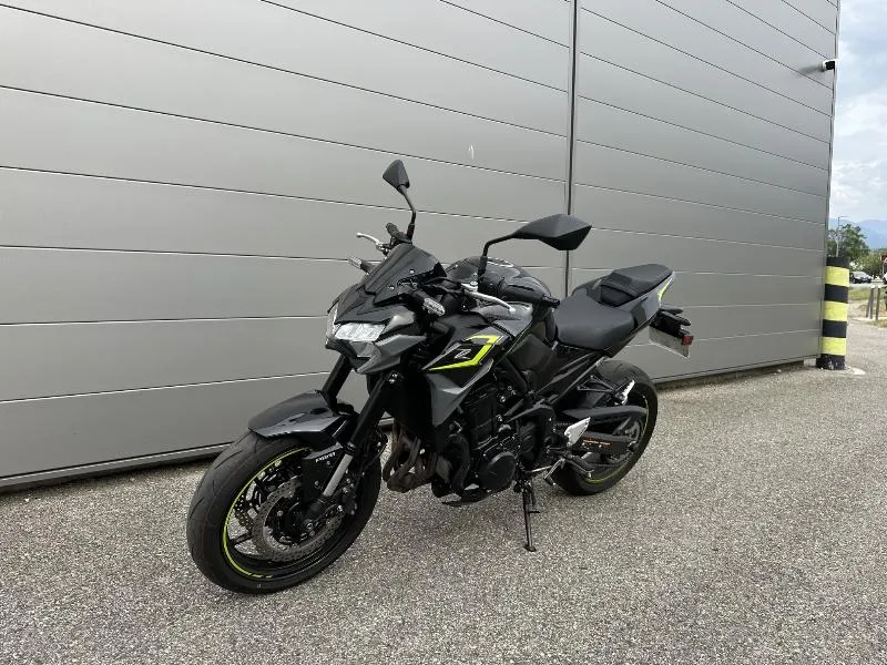 Z900
