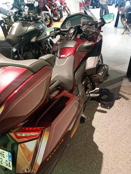 GL 1800 GOLDWING TOURING DCT