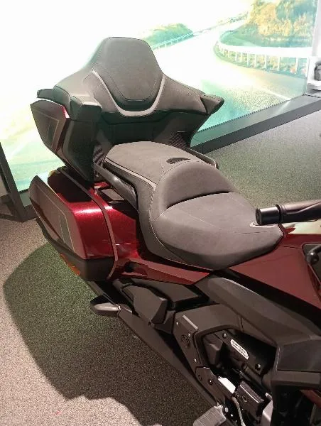 GL 1800 GOLDWING TOURING DCT