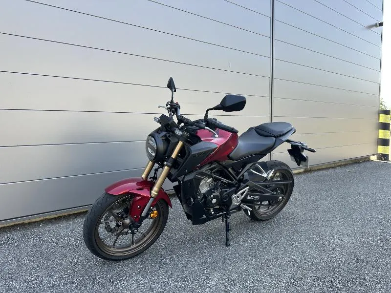 CB 125R Neo Sport Café