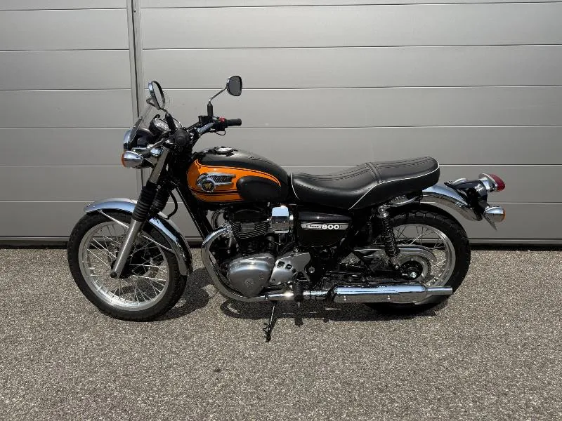 W 800
