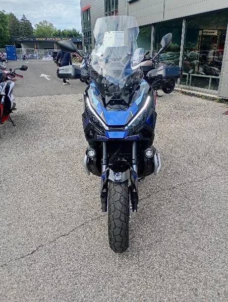 XADV 750 DCT