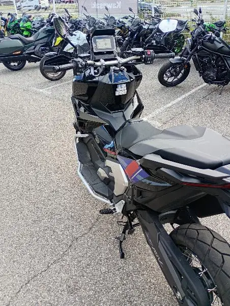 XADV 750 DCT