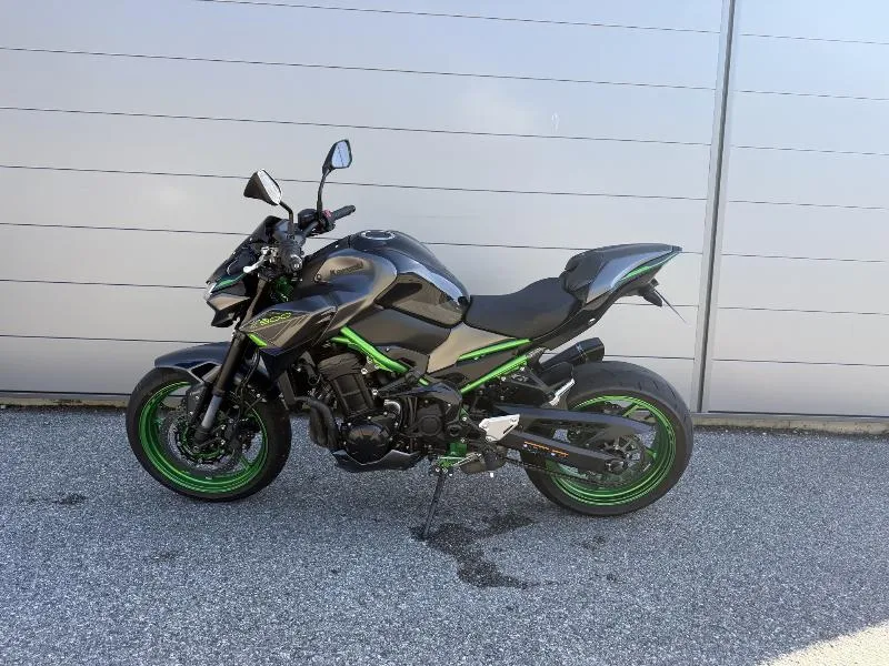 Z 900