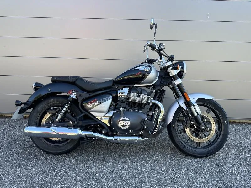 SUPER METEOR 650