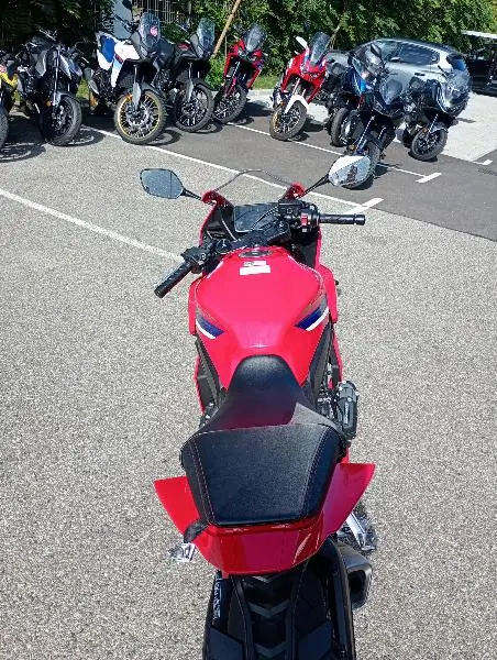 CBR 650 R ECLUTCH