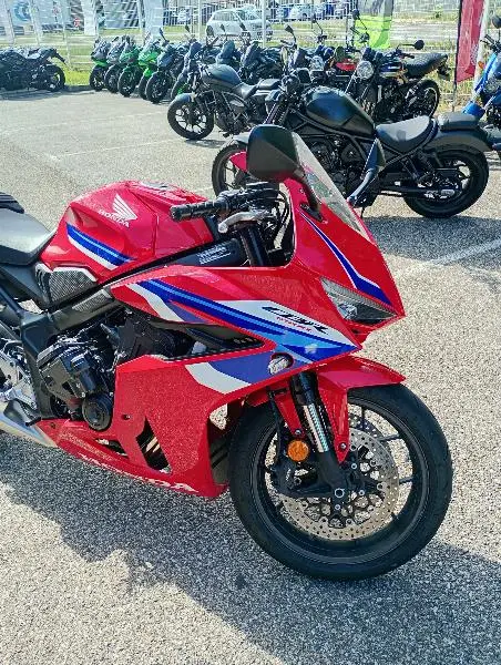 CBR 650 R ECLUTCH