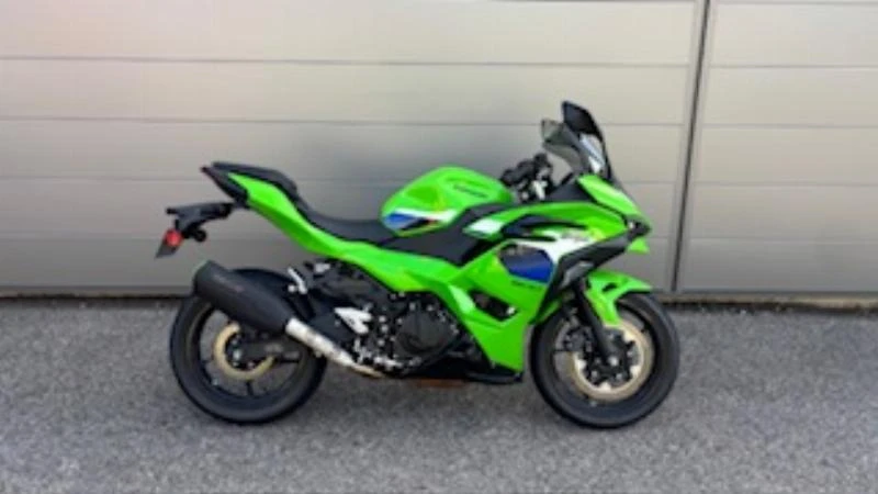 Ninja 500 SE