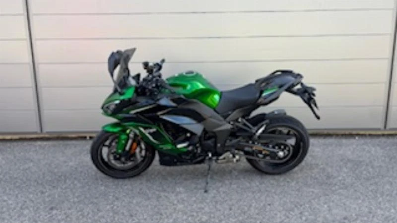 1100 SX SE